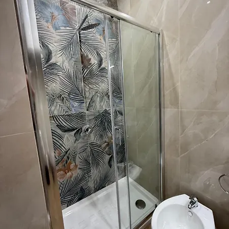 Hv Carbonara 123 * نابولي